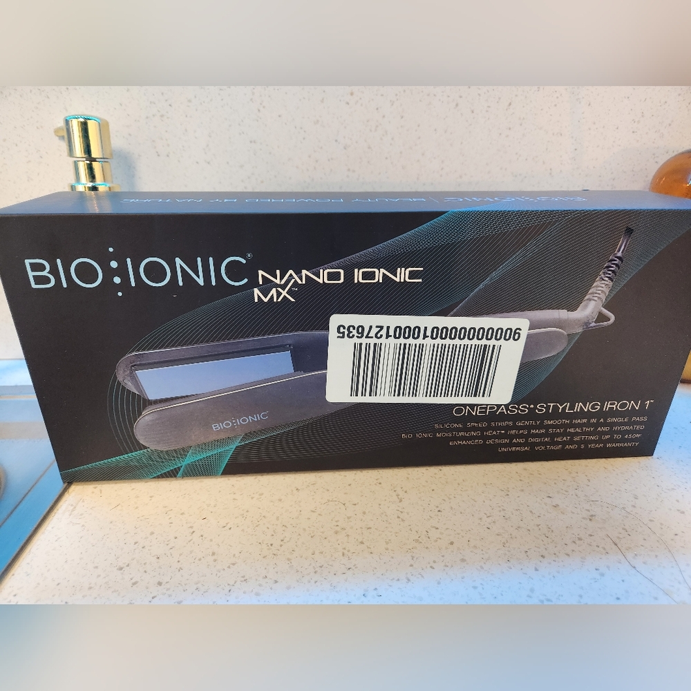 Bioionic 1" flat iron